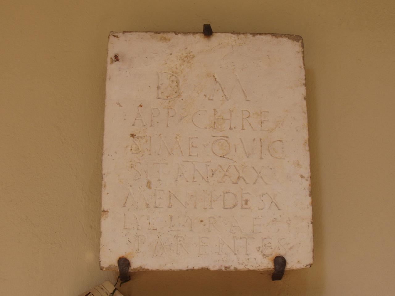 Lastra funeraria del Museo Settala (lastra) - n.d. (sec. I)