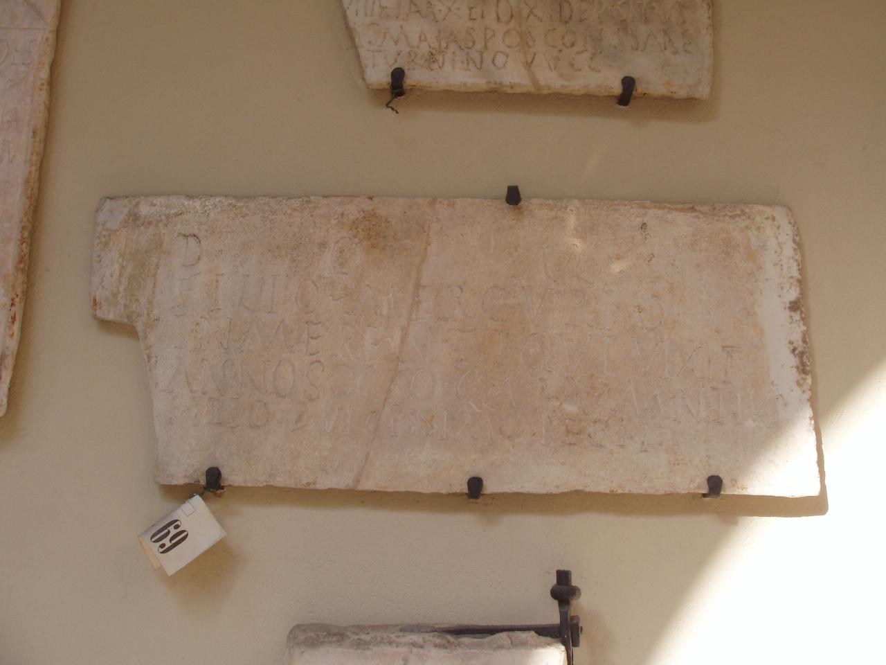 Lastra funeraria (lastra) - n.d. (secc. III/ IV)