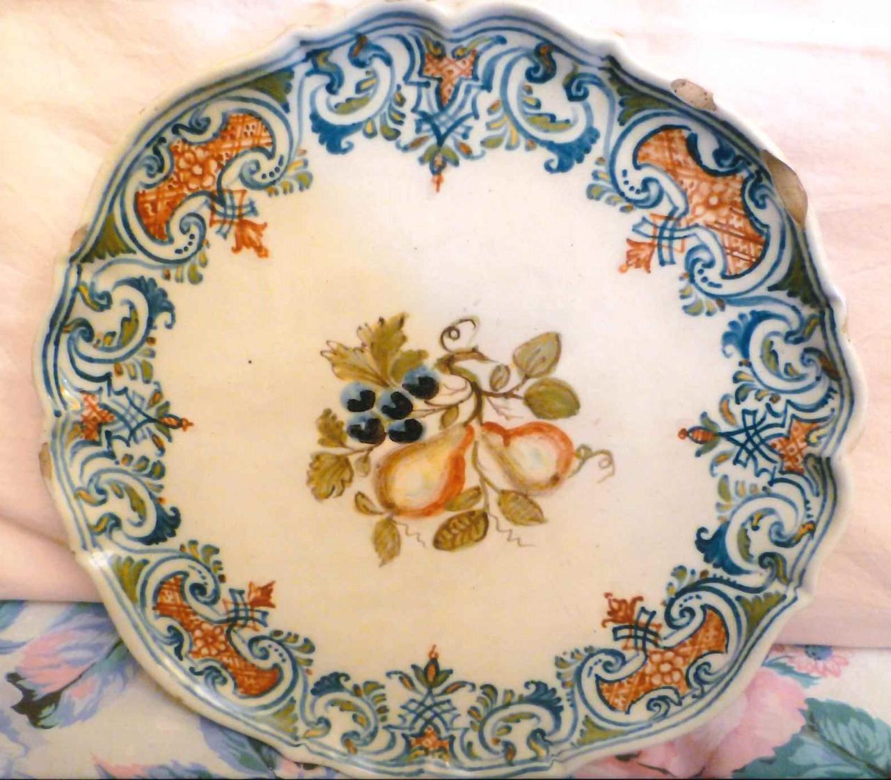 Alzatina con frutta (alzata) di Manifattura Coppellotti (sec. XVIII)