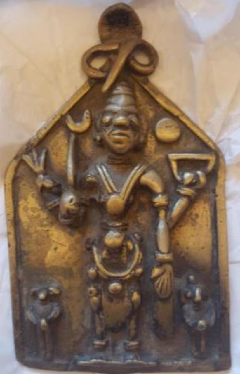 Virabhadra stilizzato sormontato da naga che forma una specie di nodo (placca) - ambito India meridionale (n.d.)