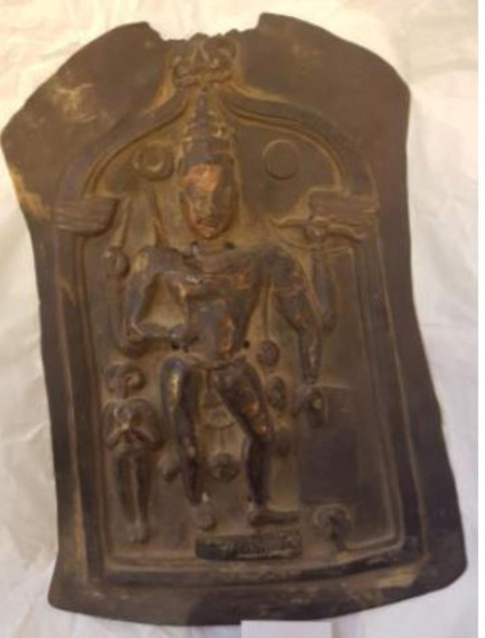 Virabhadra con doppia cornice (placca) - manifattura del Karnataka (sec. XVIII)