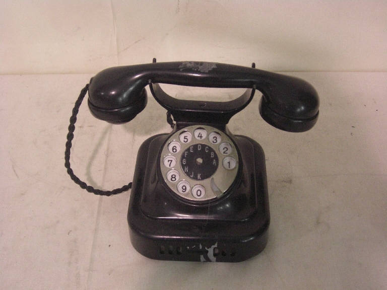 telefono da tavolo - produzione (secondo quarto sec. XX)