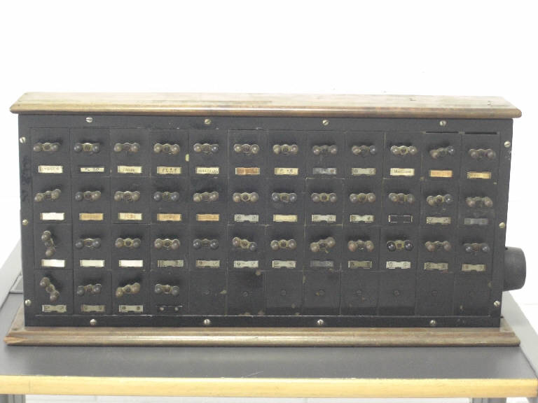 posto telefonico di Western - produzione (prima metà sec. XX)