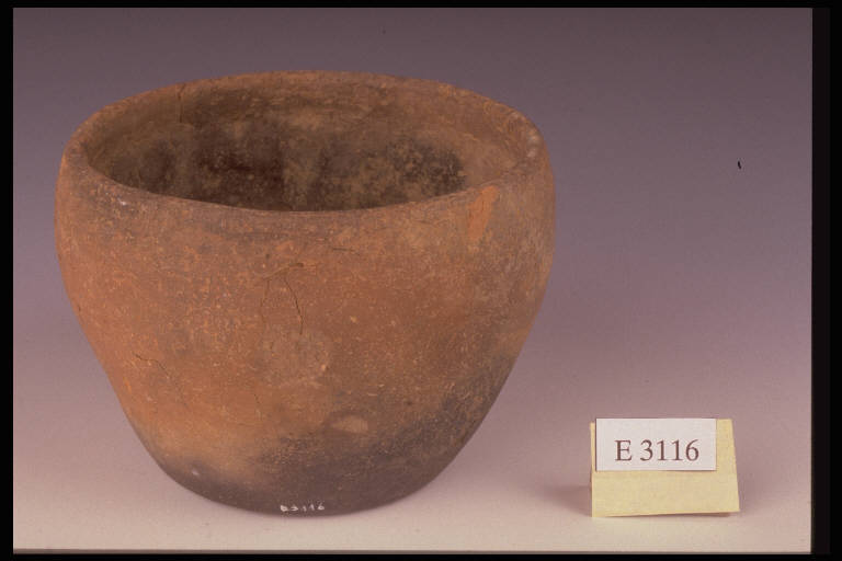 ciotola troncoconica - cultura di Golasecca (sec. V a.C.)