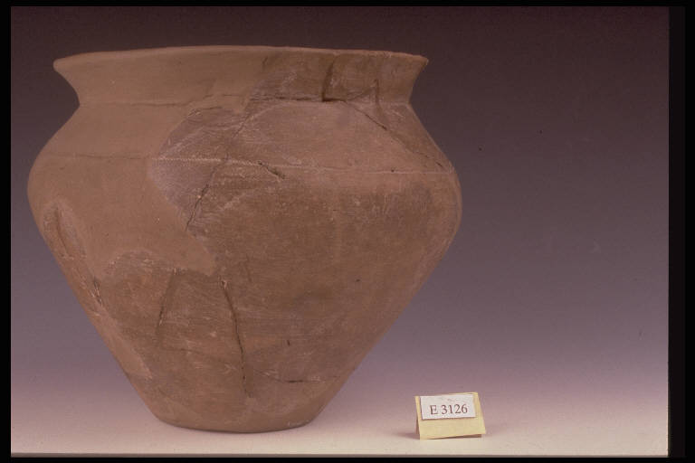 urna biconica - cultura di Golasecca (secc. X/ VIII a.C.)