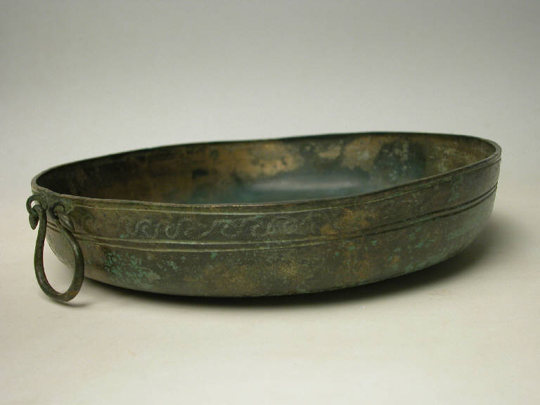 teglia - cultura di Golasecca (secc. V/ IV a.C.)