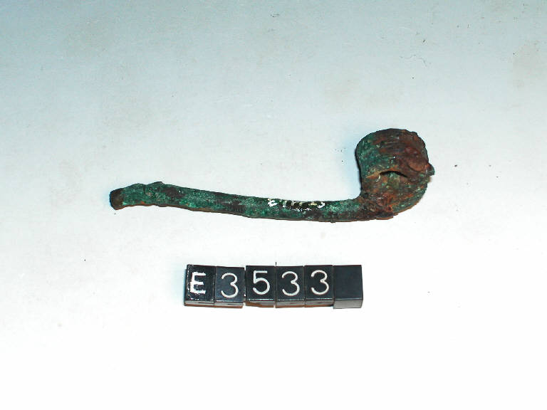 ardiglione - cultura di Golasecca (terzo quarto sec. VI a.C.)