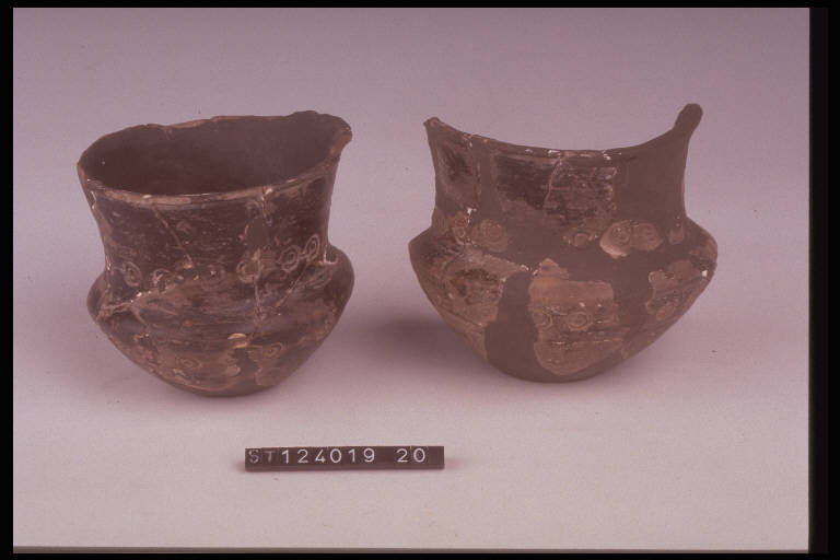 bicchiere carenato - cultura di Golasecca (fine/inizio secc. VI/ V a.C.)