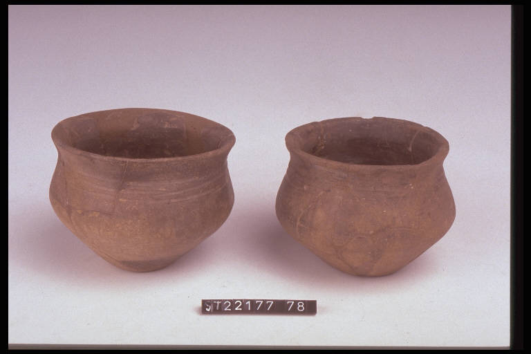 bicchiere globulare - cultura di Golasecca (sec. IX a.C.)