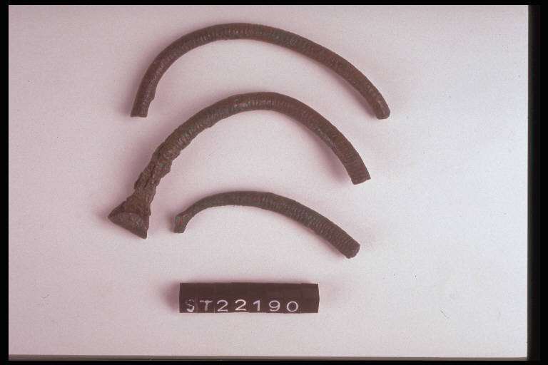 fibula ad arco ingrossato - cultura di Golasecca (sec. IX a.C.)