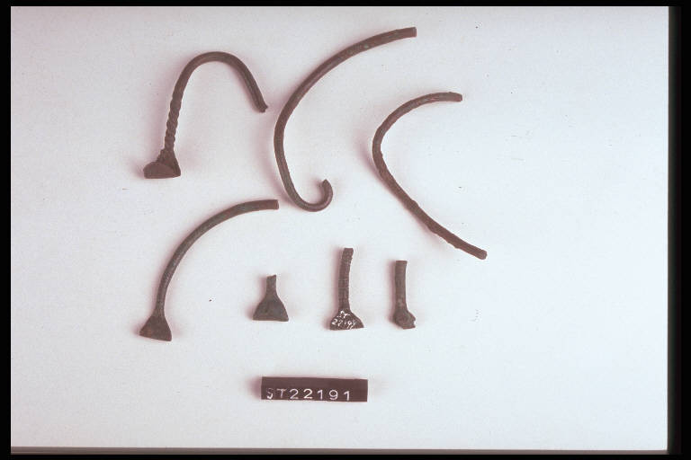 fibula ad arco semplice - cultura di Golasecca (sec. IX a.C.)