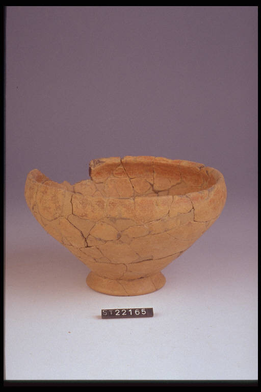 ciotola troncoconica - cultura di Golasecca (fine/inizio secc. VI/ V a.C.)