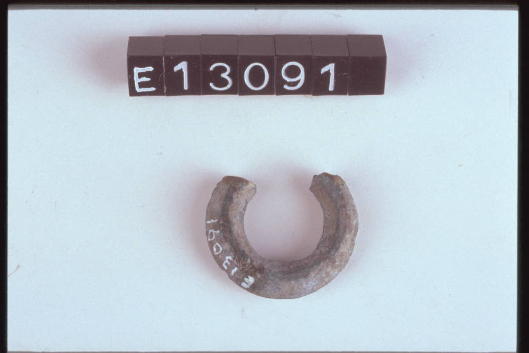 anello - cultura di Golasecca (secc. X/ IV a.C.)