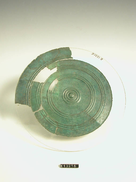 cista - cultura di Golasecca (inizio secc. VI/ V a.C.)