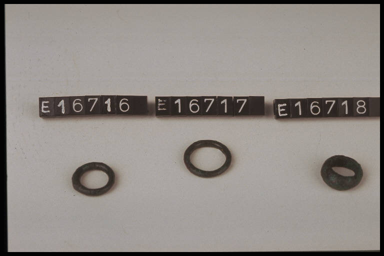 anello - cultura di Golasecca (secc. VIII/ V a.C.)