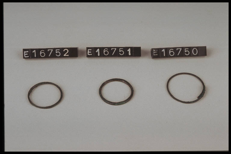 anello - cultura di Golasecca (secc. VIII/ V a.C.)