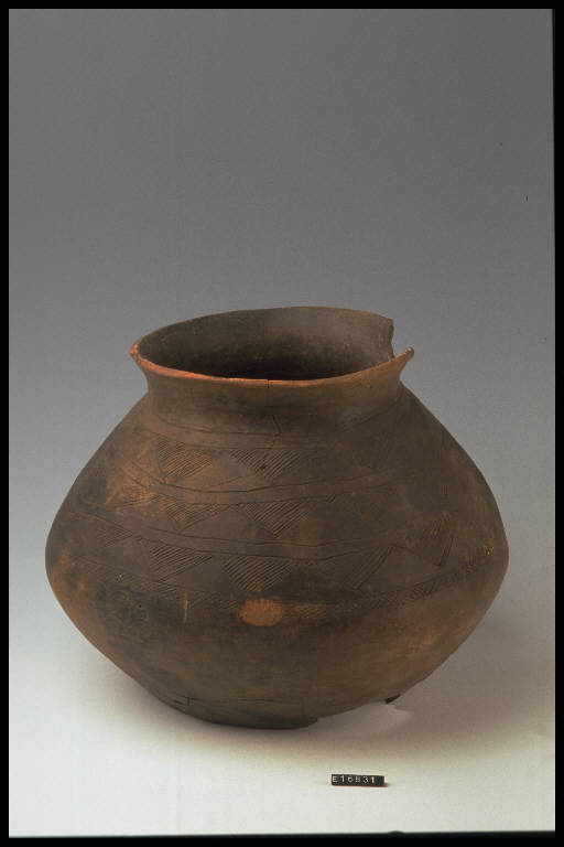 urna biconica - cultura di Golasecca (sec. VII a.C.)