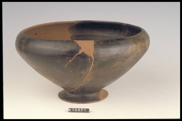 scodella - cultura di Golasecca (sec. VII a.C.)