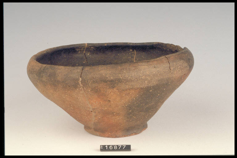 scodella - cultura di Golasecca (sec. VII a.C.)