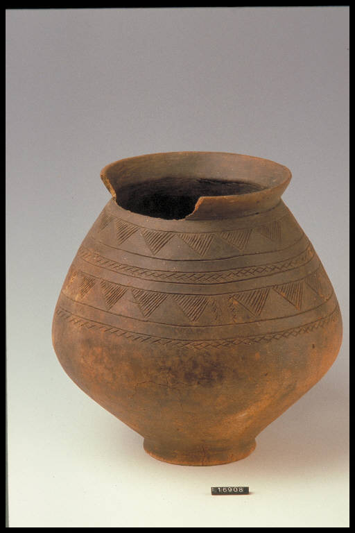 urna biconica - cultura di Golasecca (sec. VII a.C.)