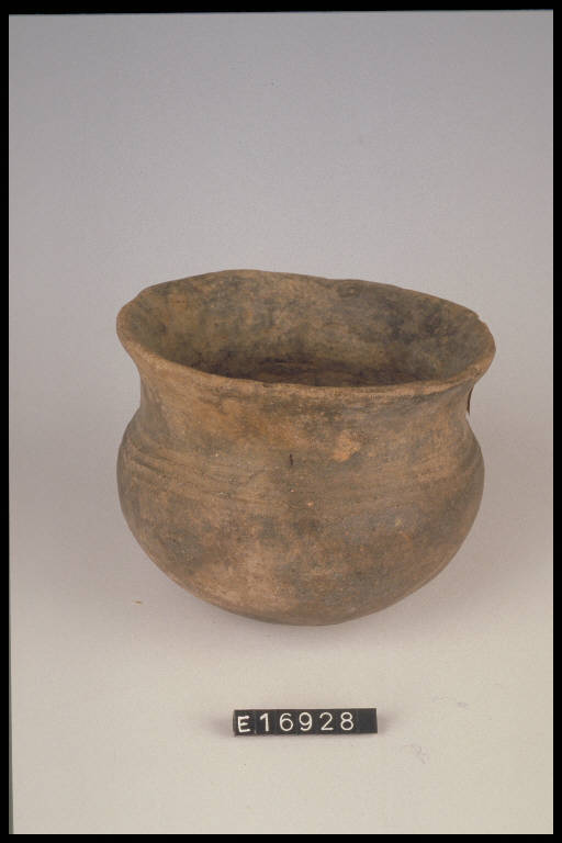 bicchiere globulare - cultura di Golasecca (sec. VII a.C.)