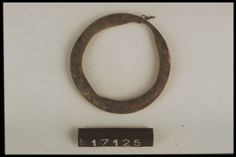 anello - cultura di Golasecca (fine/inizio secc. VI/ V a.C.)
