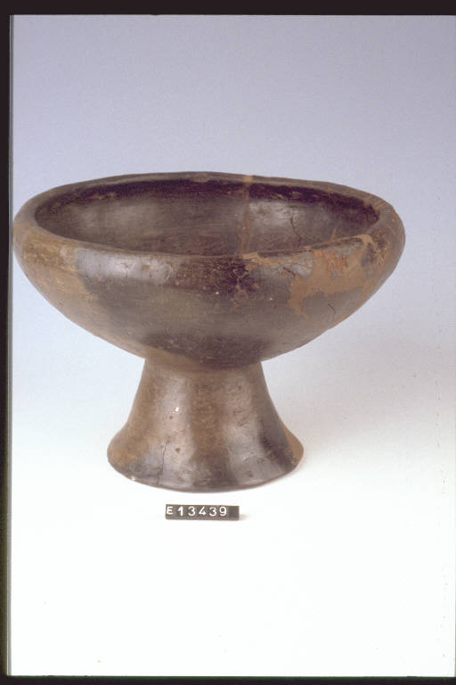 coppa - cultura di Golasecca (fine/inizio secc. VI/ V a.C.)