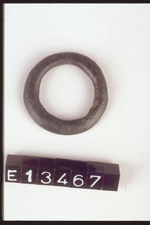 anello - cultura di Golasecca (fine/inizio secc. VI/ V a.C.)
