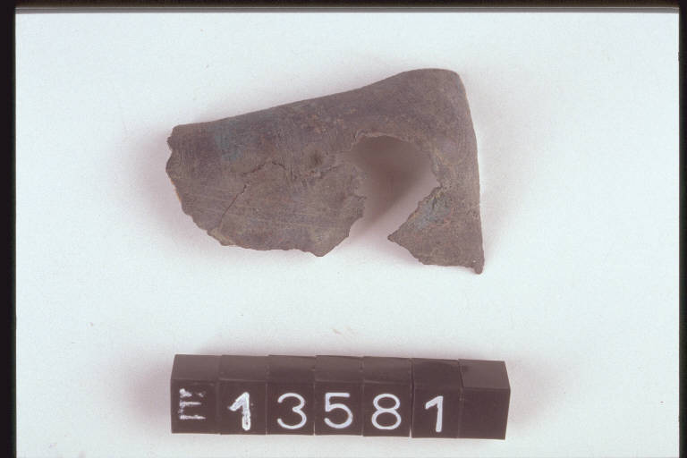 armilla a nastro - cultura di Golasecca (fine/inizio secc. VI/ V a.C.)