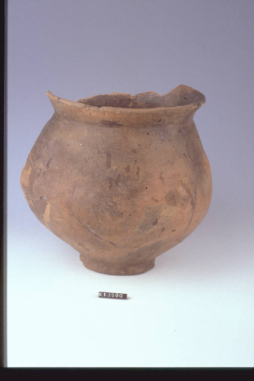 urna biconica - cultura di Golasecca (fine/inizio secc. VI/ V a.C.)