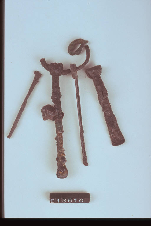 corredo da toilette - cultura di Golasecca (fine/inizio secc. VI/ V a.C.)