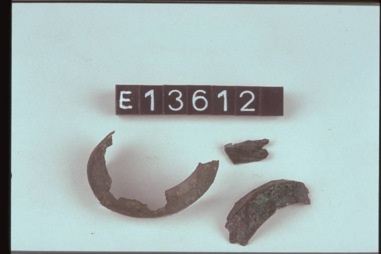 pendente - cultura di Golasecca (fine/inizio secc. VI/ V a.C.)