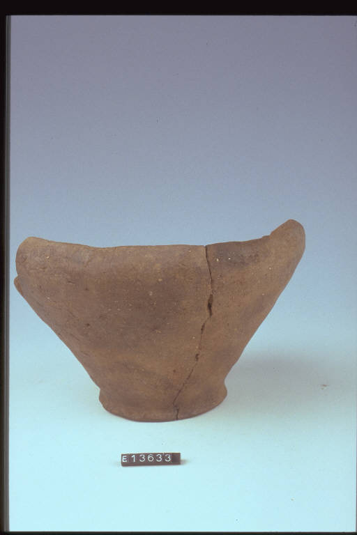 scodella - cultura di Golasecca (seconda metà sec. VII a.C.)