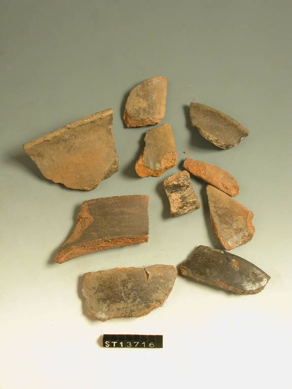 urne (frammenti di) - cultura di Golasecca (secc. VIII/ V a.C.)