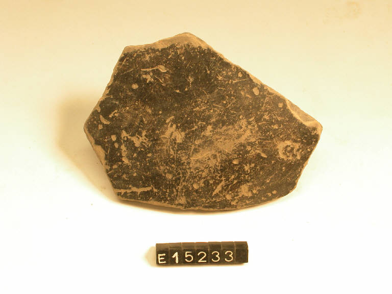 urna - cultura di Golasecca (secc. VI/ V a.C.)