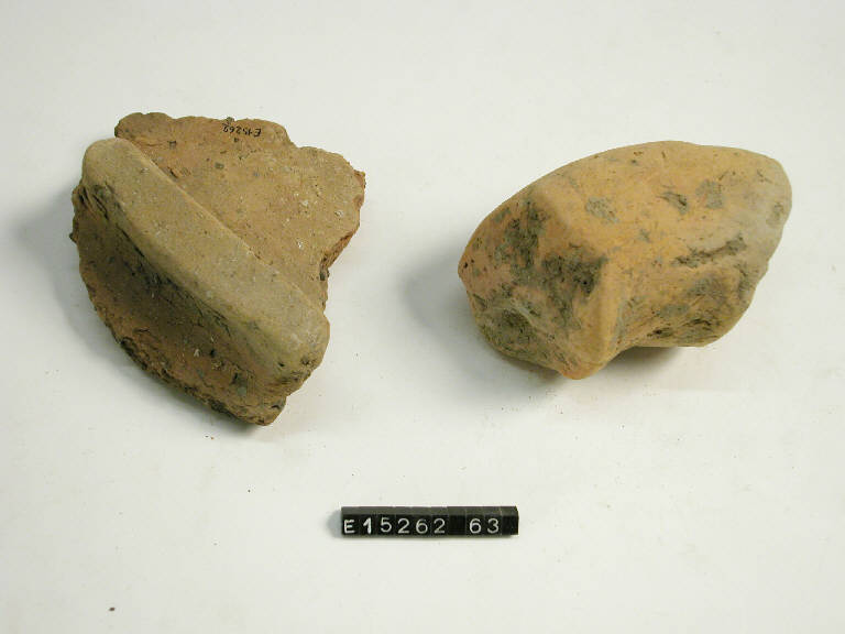 elemento fittile (secc. V/ IV a.C.)