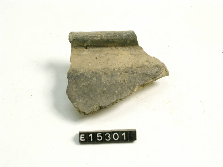 olla (frammento di) - cultura di Golasecca (secc. V/ IV a.C.)