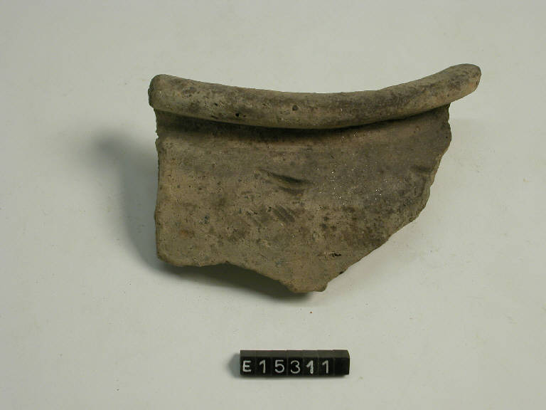 olla (frammento di) - cultura di Golasecca (secc. V/ IV a.C.)