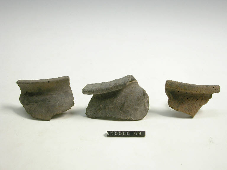 olla (frammento di) - cultura di Golasecca (secc. V/ IV a.C.)