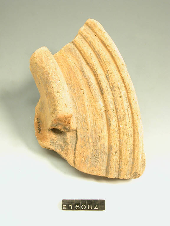 mortaio (frammento di) - cultura di Golasecca (secc. V/ IV a.C.)