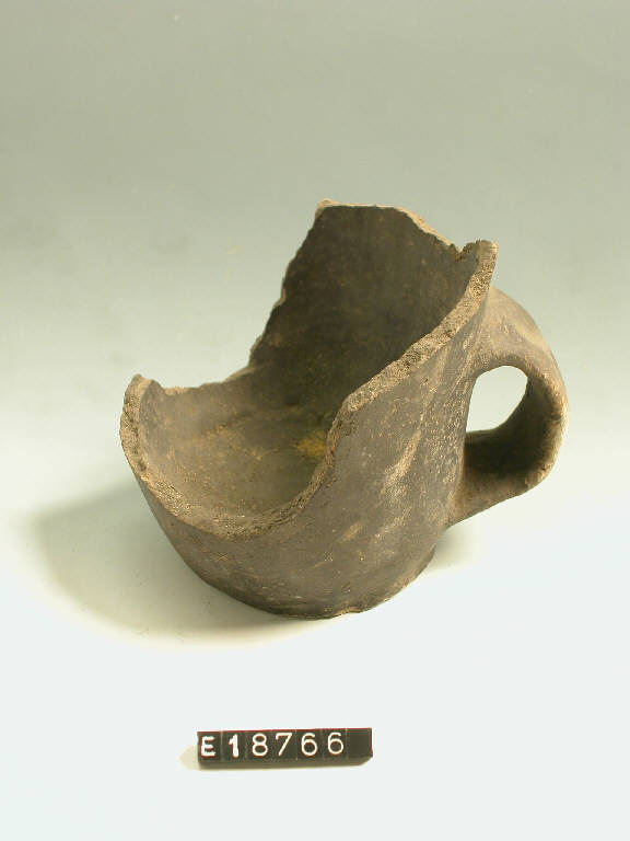 vaso biconico (secc. V/ IV a.C.)