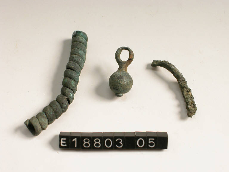 pendaglio - cultura di Golasecca (secc. VI/ V a.C.)