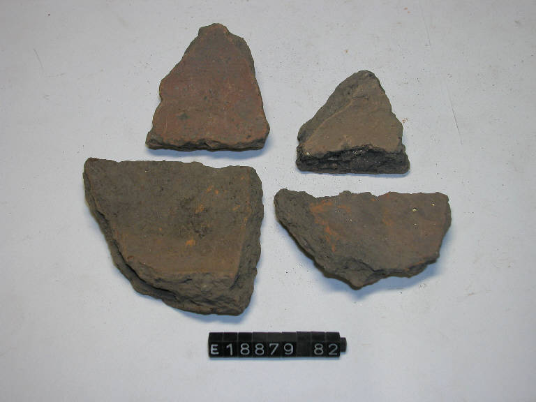 fondo piatto - cultura di Golasecca (secc. V/ IV a.C.)