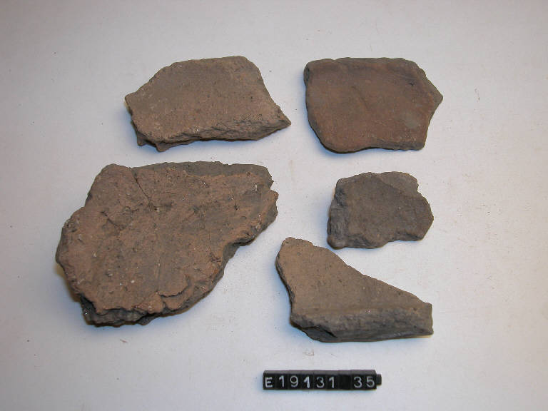 fondo - cultura di Golasecca (secc. V/ IV a.C.)