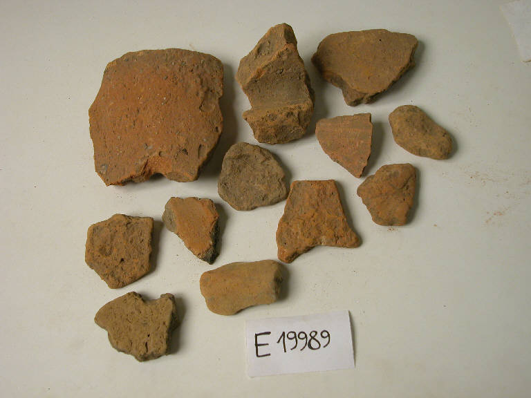 coppi e concotti (frammenti di) - cultura di Golasecca (secc. V/ IV a.C.)