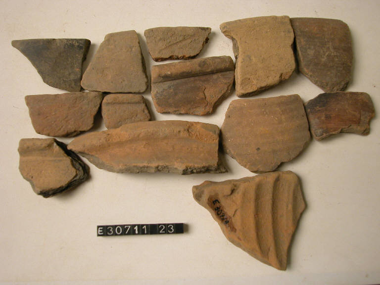 olla (frammento di) - cultura di Golasecca (secc. V/ IV a.C.)