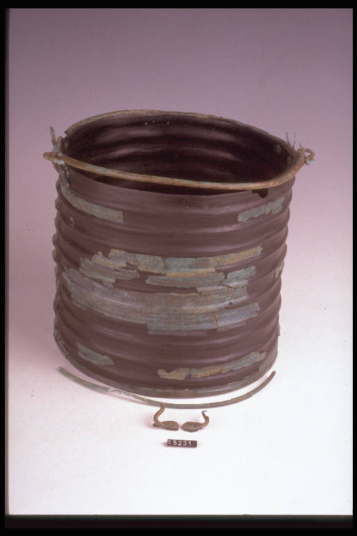 cista - cultura di Golasecca (fine/inizio secc. VI/ V a.C.)