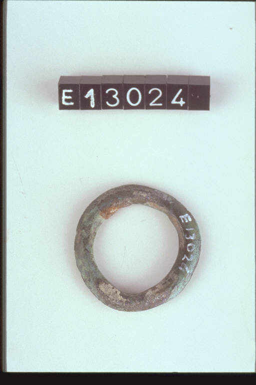 anello - cultura di Golasecca (secc. X/ IV a.C.)
