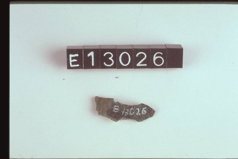 lamina - cultura di Golasecca (secc. X/ IV a.C.)