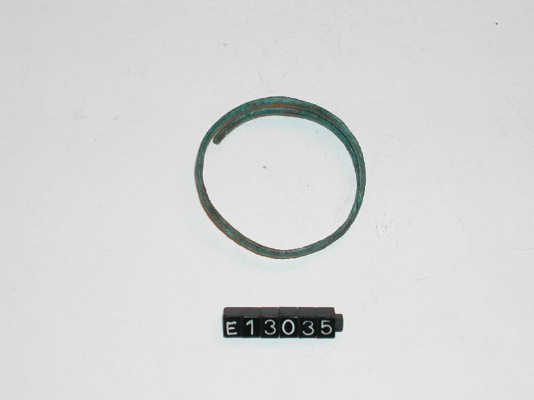 orecchino - cultura di Golasecca (sec. V a.C.)